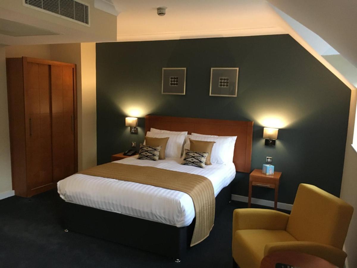 Wild Pheasant Hotel & Spa Llangollen Bagian luar foto