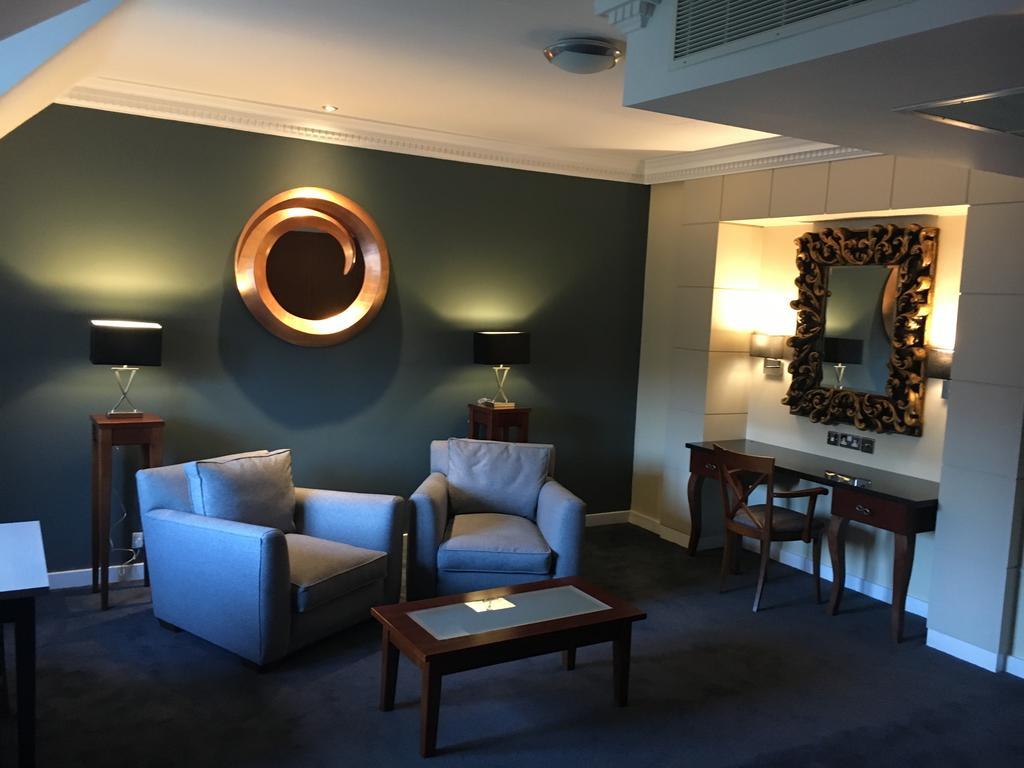 Wild Pheasant Hotel & Spa Llangollen Bagian luar foto