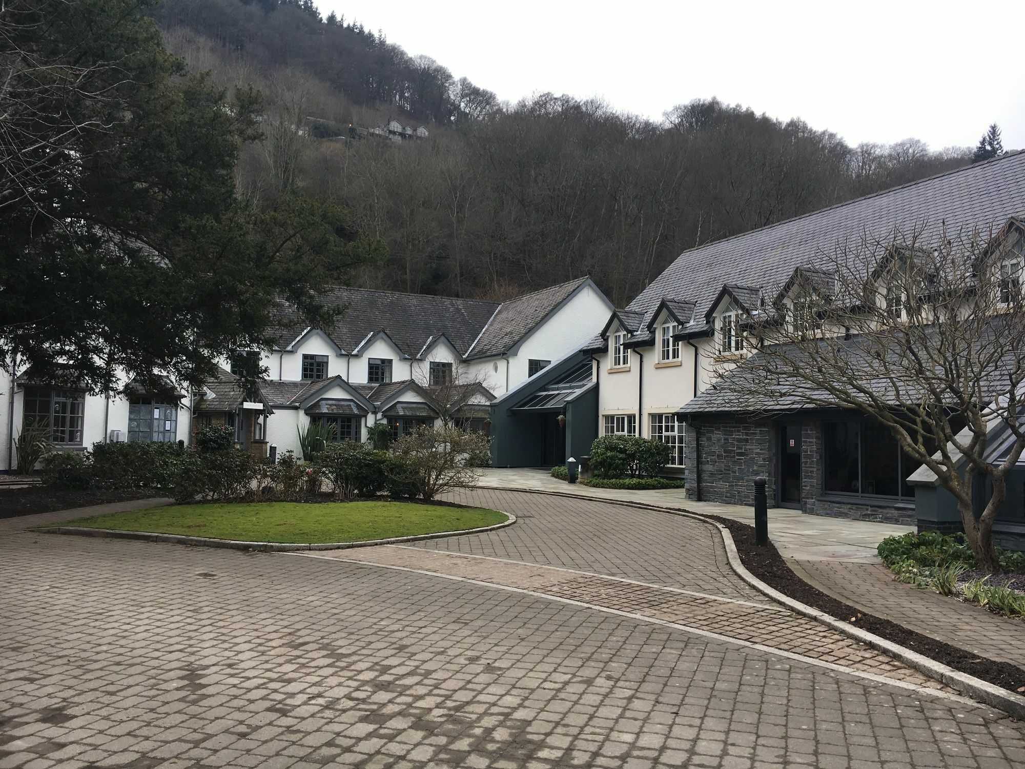 Wild Pheasant Hotel & Spa Llangollen Bagian luar foto