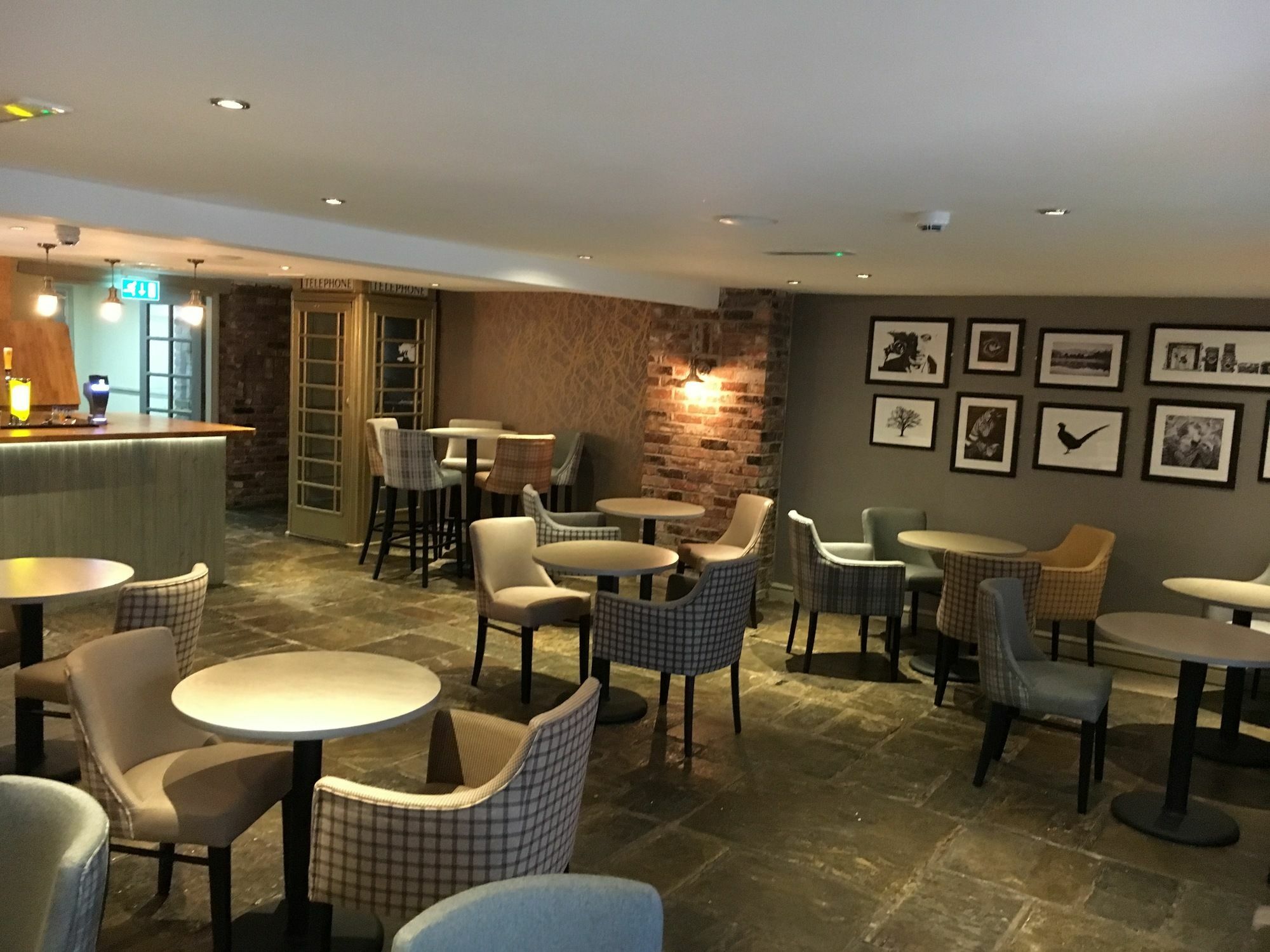 Wild Pheasant Hotel & Spa Llangollen Bagian luar foto