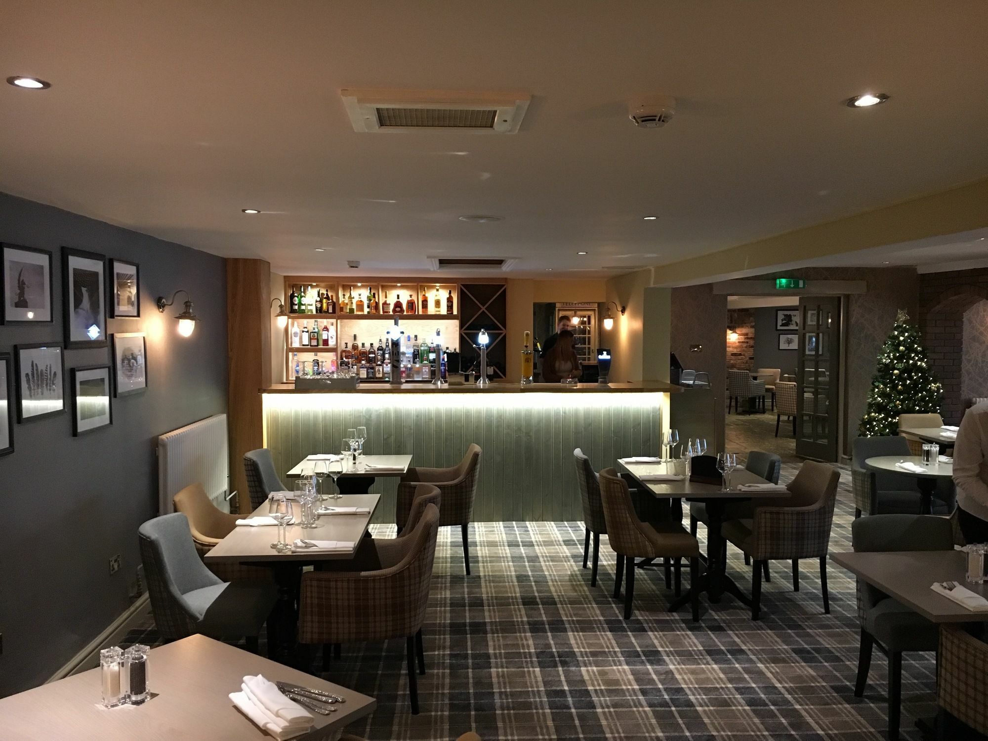 Wild Pheasant Hotel & Spa Llangollen Bagian luar foto