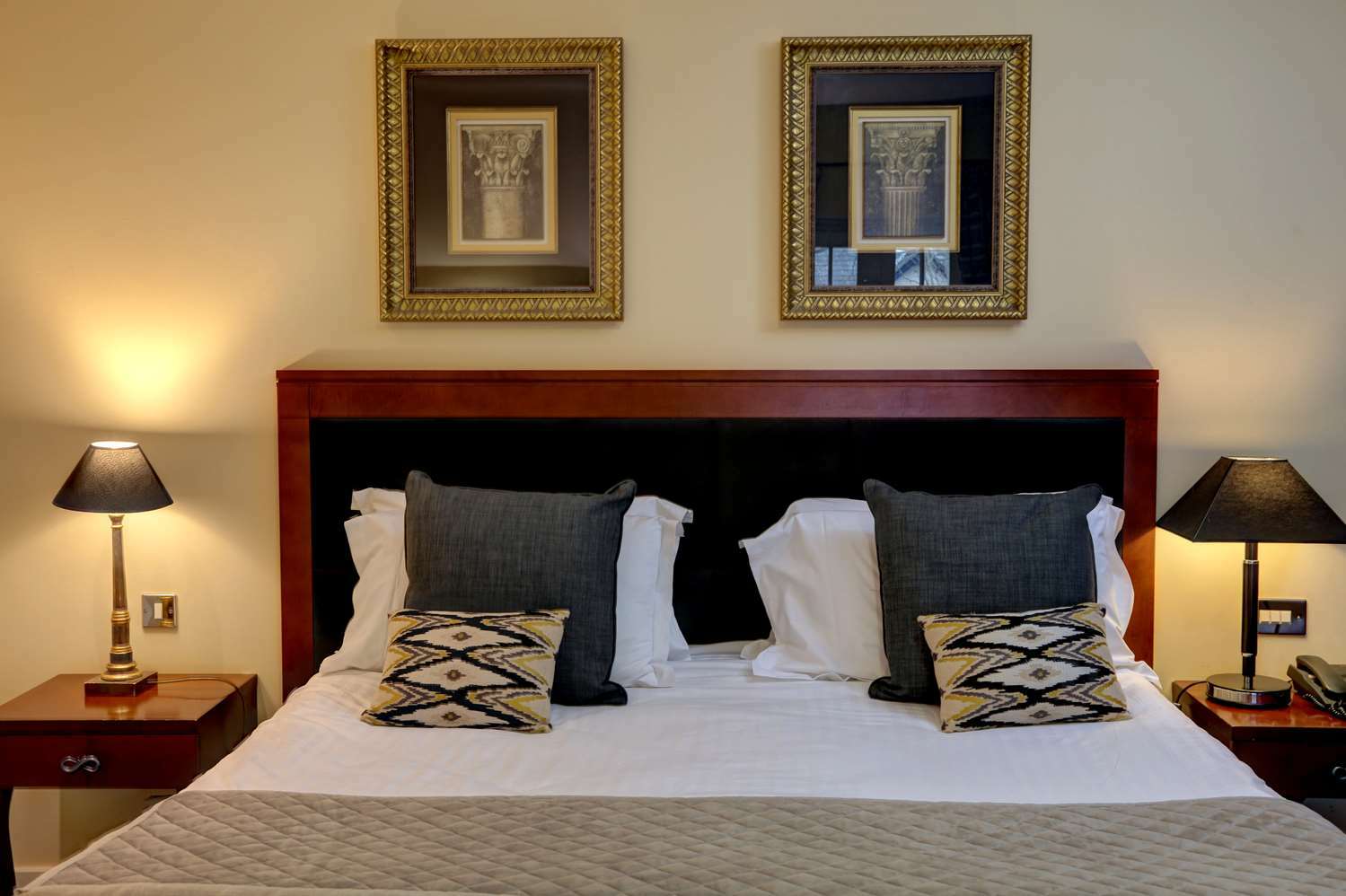 Wild Pheasant Hotel & Spa Llangollen Bagian luar foto