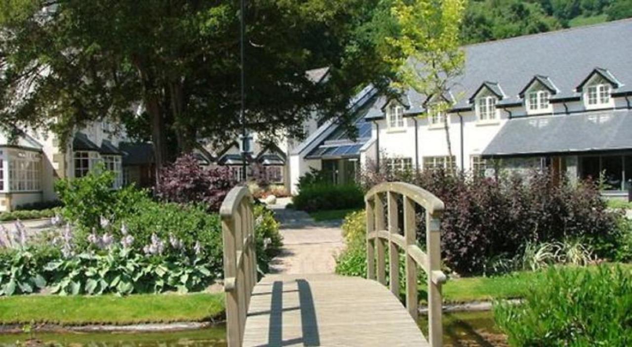 Wild Pheasant Hotel & Spa Llangollen Bagian luar foto
